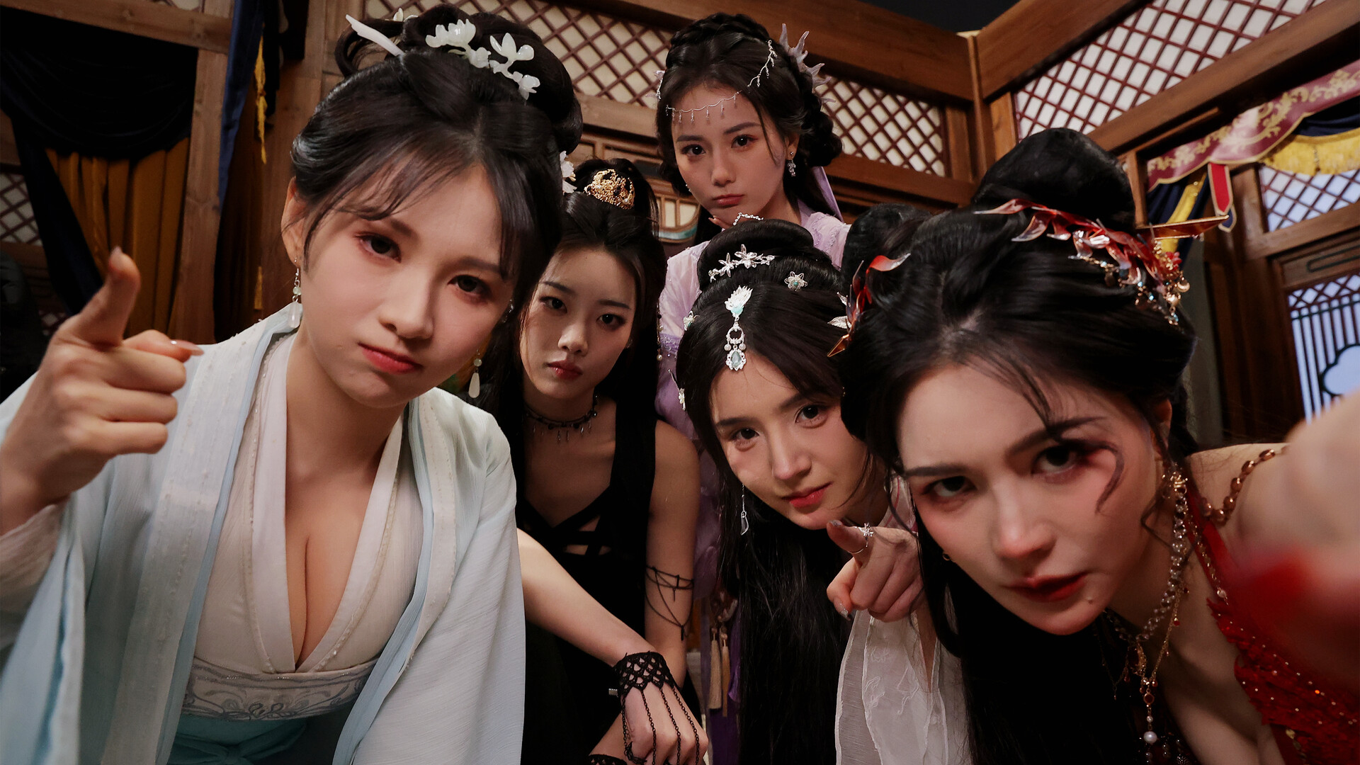 图片[2]-美女，请别影响我成仙全球版/Ladies, Don’t Tempt My Immortality - 方舟游戏-方舟游戏